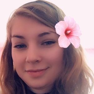 Meet your Posher, Coral